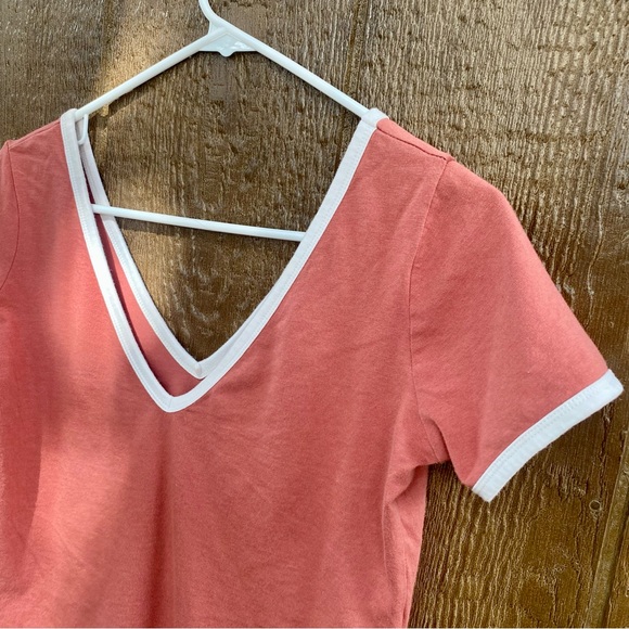 Forever 21 Double Deep V-neck Crop Top Size Large - Picture 7 of 9